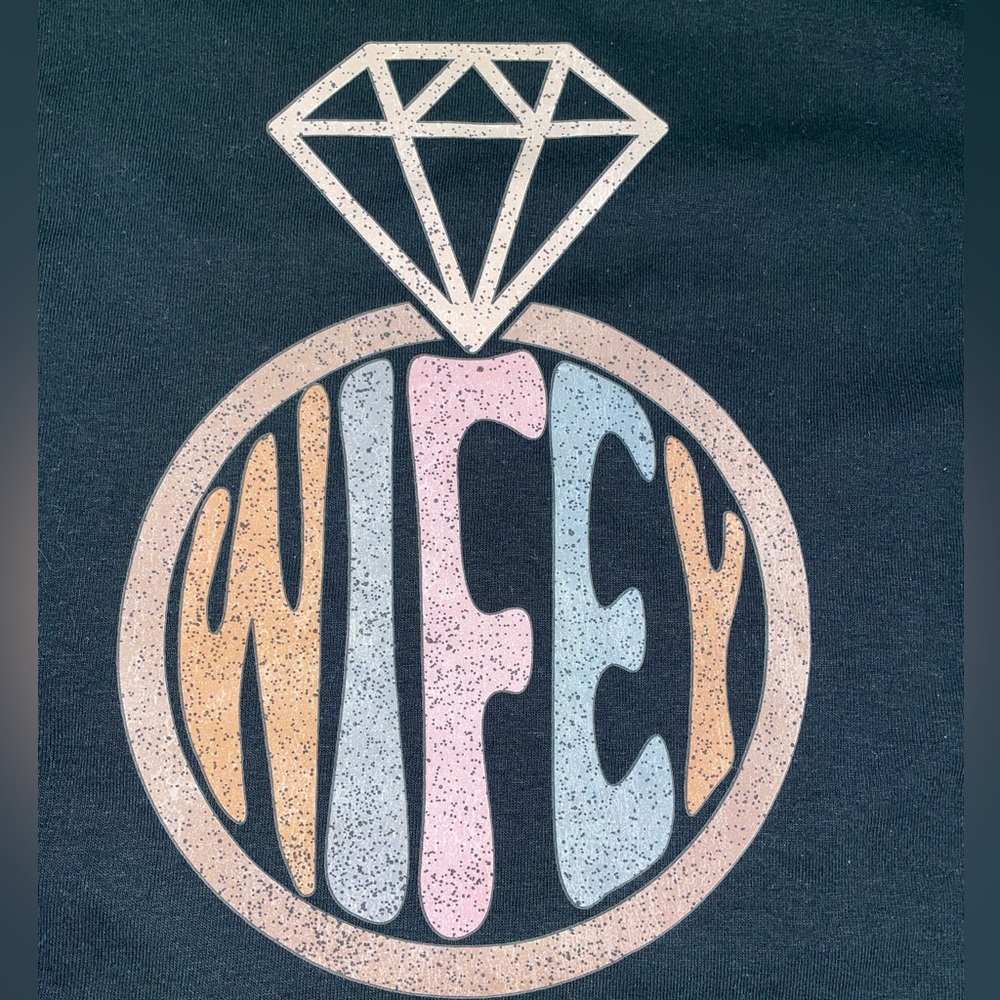 WIFEY T-shirt
